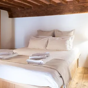 lei-luxury-suite.it-tuscanyhotel.com/